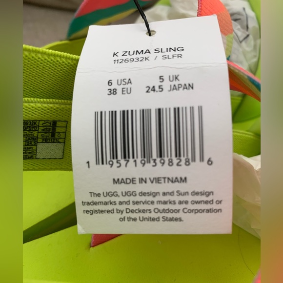 FINAL PRICE NEW UGG Zuma Sling Sandals: Neon Lime Green, White Logo On Strap, 6 - Picture 7 of 11